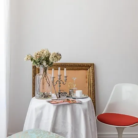 22suitedreamer Apartment Split